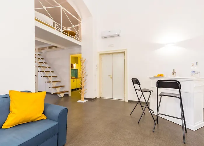 Design Apartment At Spaccanapoli By Wonderful Italy